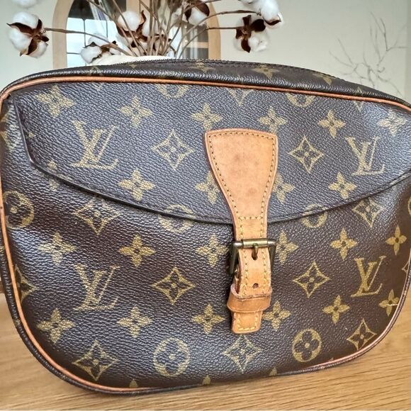 ✅AUTHENTIC✅LOUIS VUITTON JEUNEFILLE MM CROSSBODY BAG - Picture 4 of 16